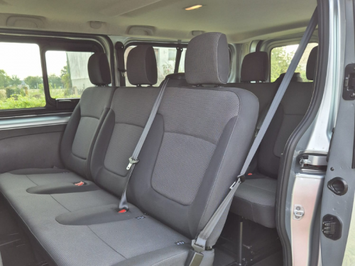 traffic-gris-claire-ouverture-porte-laterale